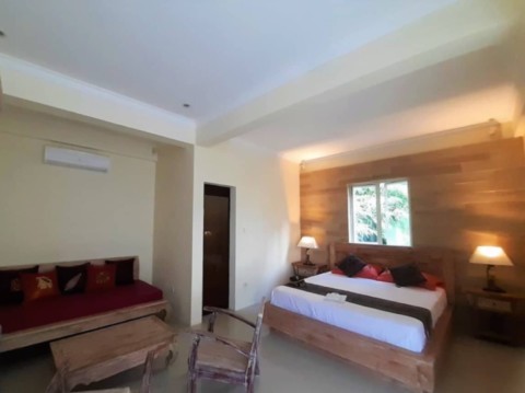 Chambre pour 2 ou 3 personnes et son salon, Pariliana