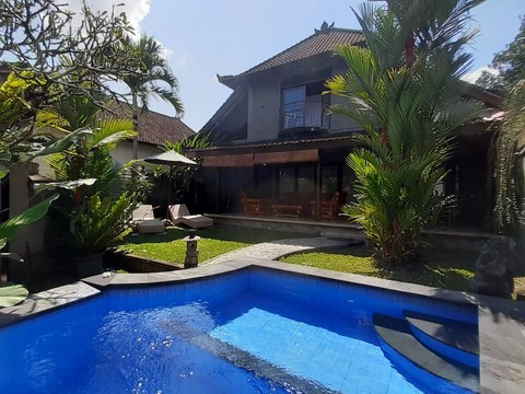 Vue d'ensemble de la villa du village, Pariliana, Bali