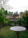 Jardinet devant le bungalow, Pariliana, Bali